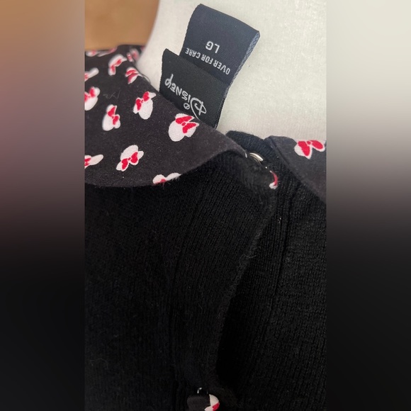 Hot Topic |Disney | Minnie Mouse Collar Sweater Size Large - Picture 9 of 9